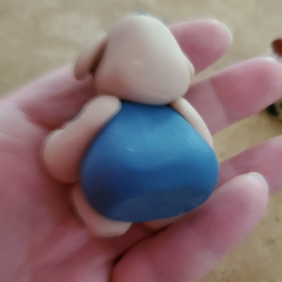 🥀3/$25🥀 Vintage Set Of Cow Farmer Apple Heart Teacher Clay Figurines - Picture 2 of 3